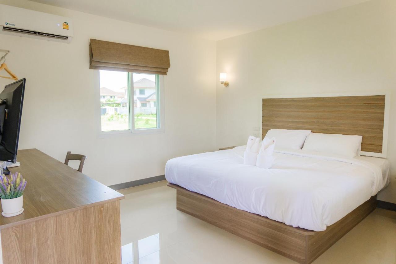 One Chumphon Hotel Eksteriør bilde